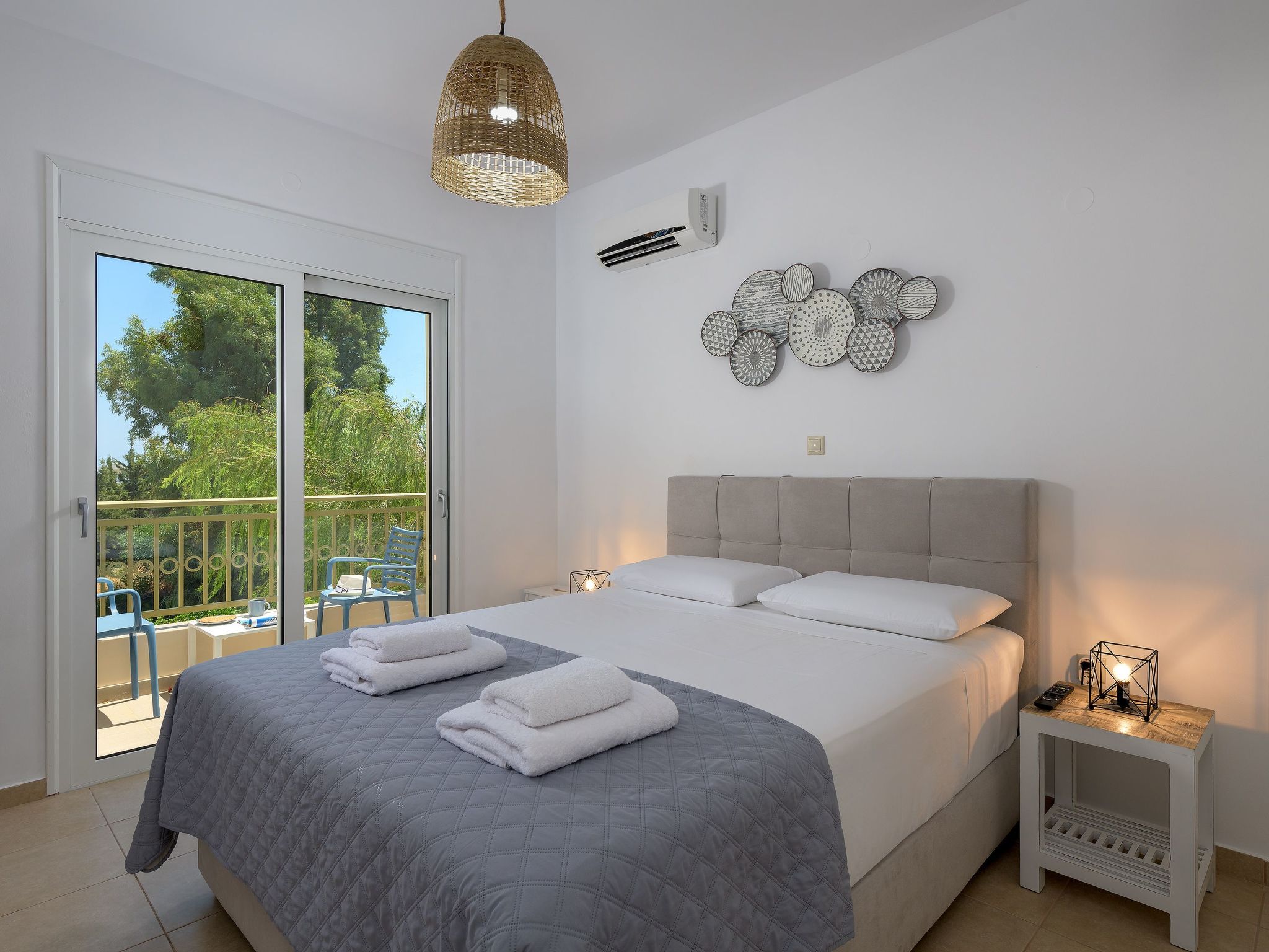 Liebevoll ausgestattetes Haus in ruhiger Lage mit beheiztem Pool und Meerblick-Image-tags.info