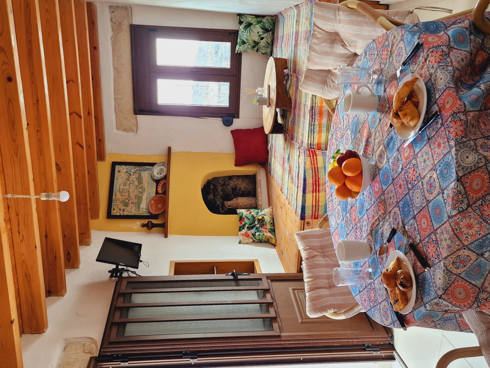 Yiannis Village House-Inside