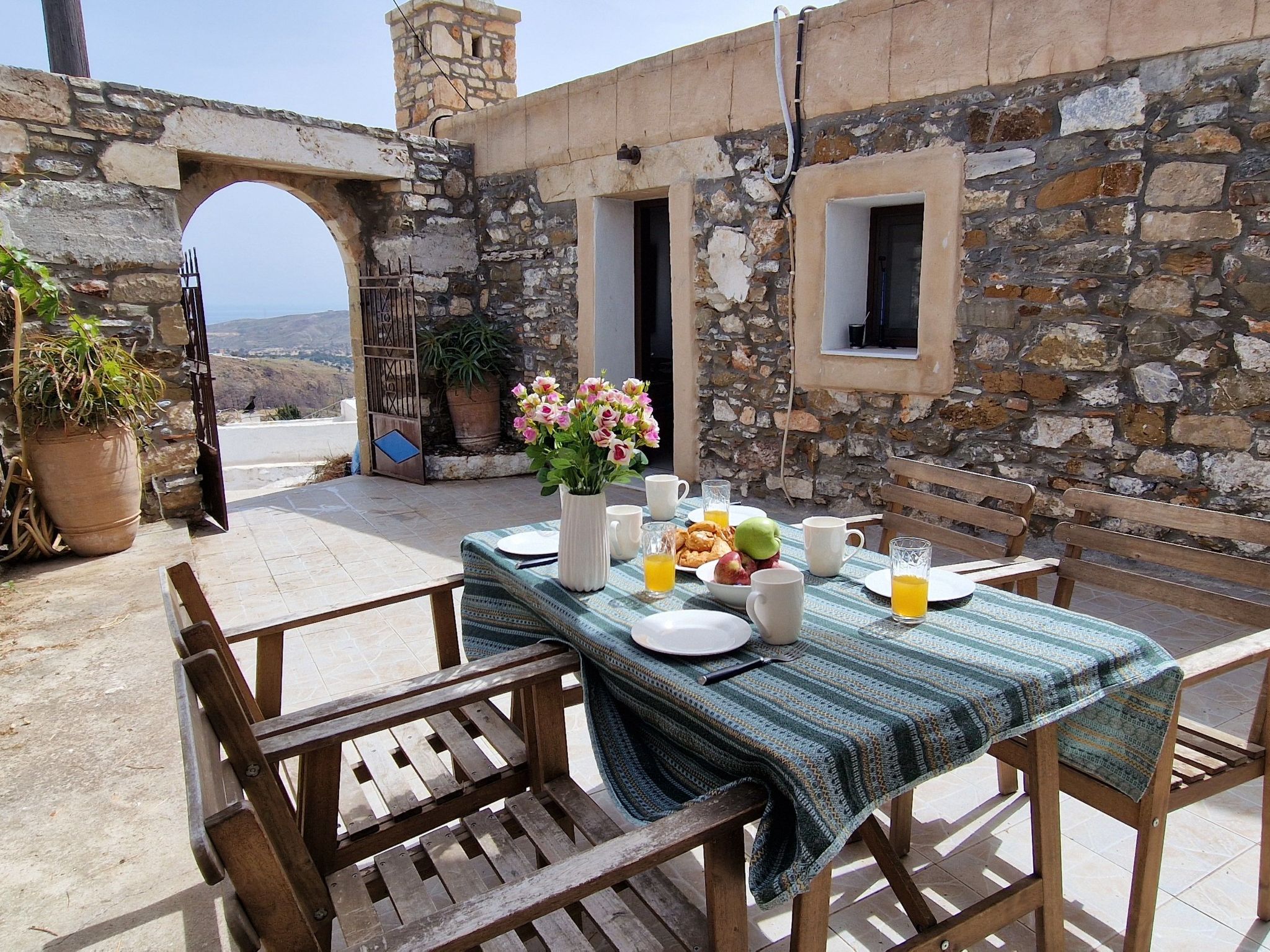 Yiannis Village House-Image-tags.info