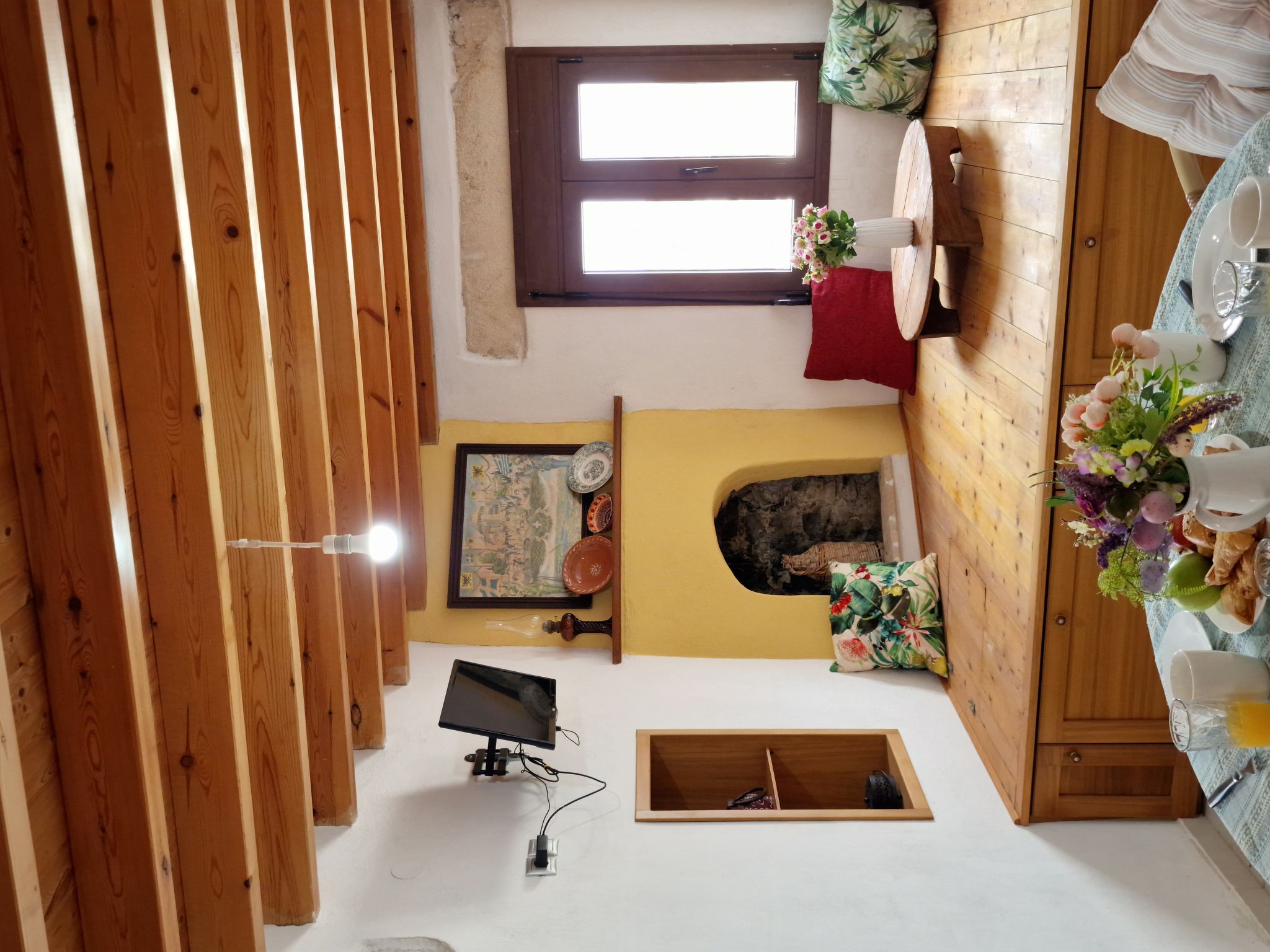 Yiannis Village House-Inside