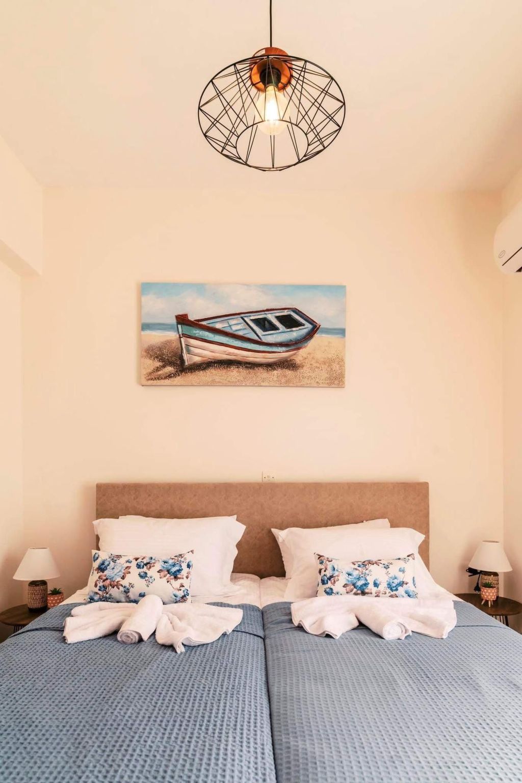 Photo of Wunderschöne Villa Infinity Blue