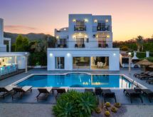 Charmante Diamond Villa in der Nähe von Gennadi Strand