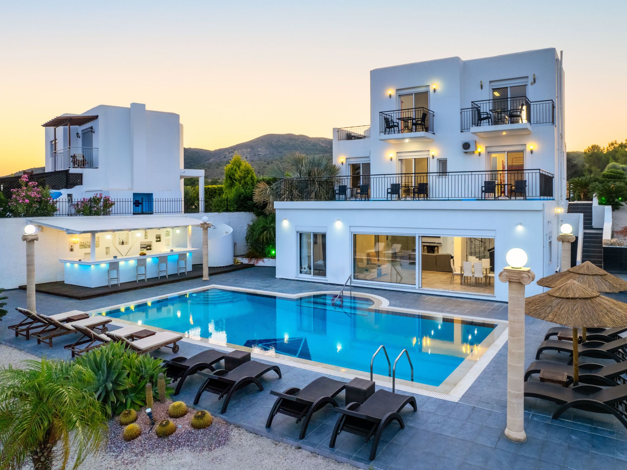 Charmante Diamond Villa in der Nähe von Gennadi Strand Villa in Gennadi