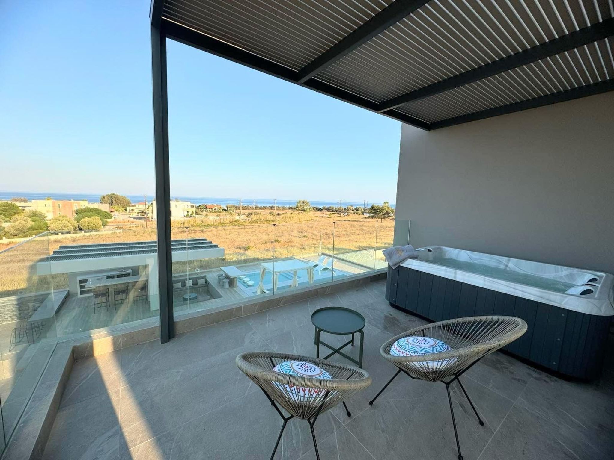 Photo of Grand Aqua Luxus-Villa von Mintzi