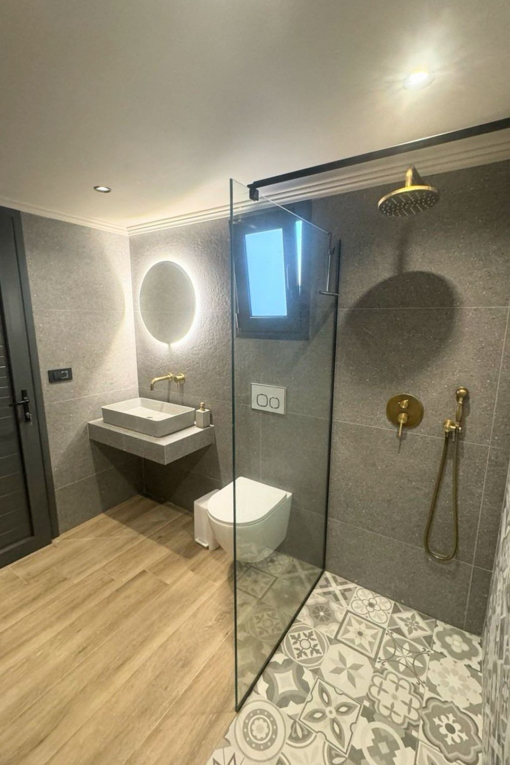 Photo of Grand Aqua Luxus-Villa von Mintzi