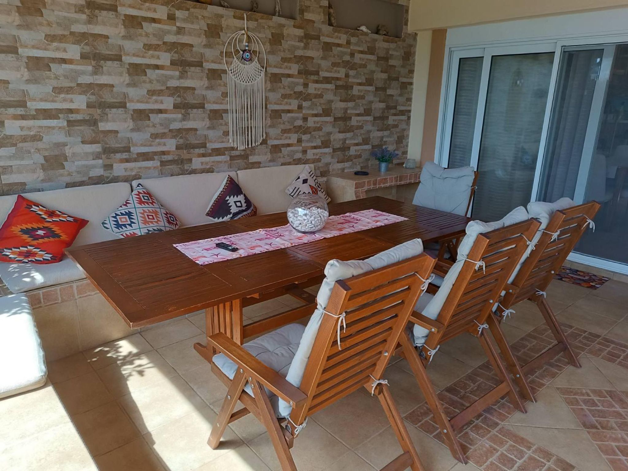 Villa Fay mit privatem Parkplatz in Lardos