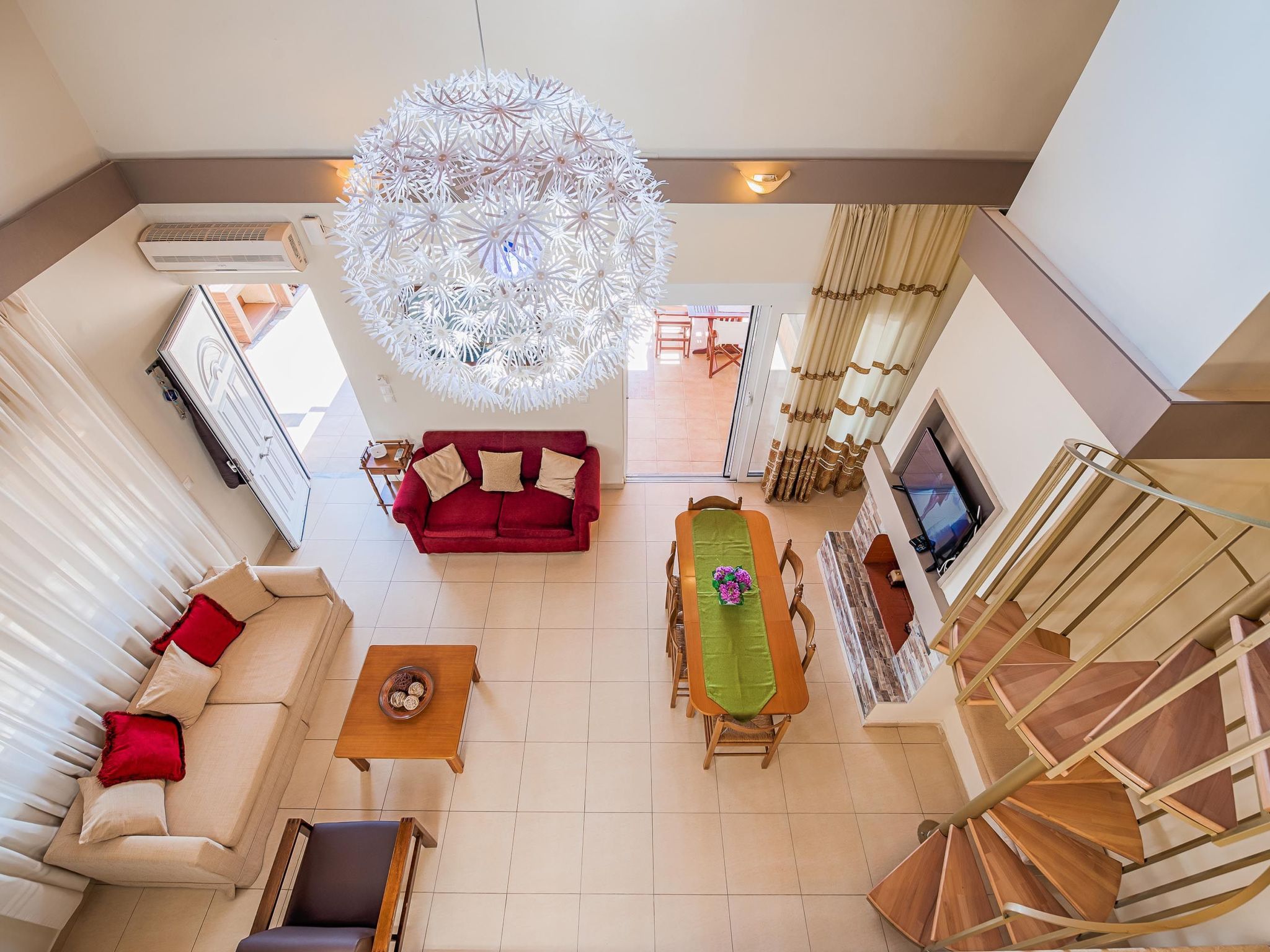 Villa Fay mit privatem Parkplatz in Lardos-Image-tags.info