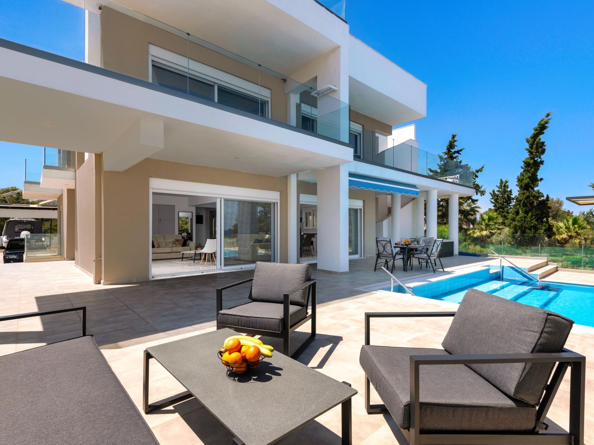 Strandvilla Viviane Paulos für 12 Personen-Dehors