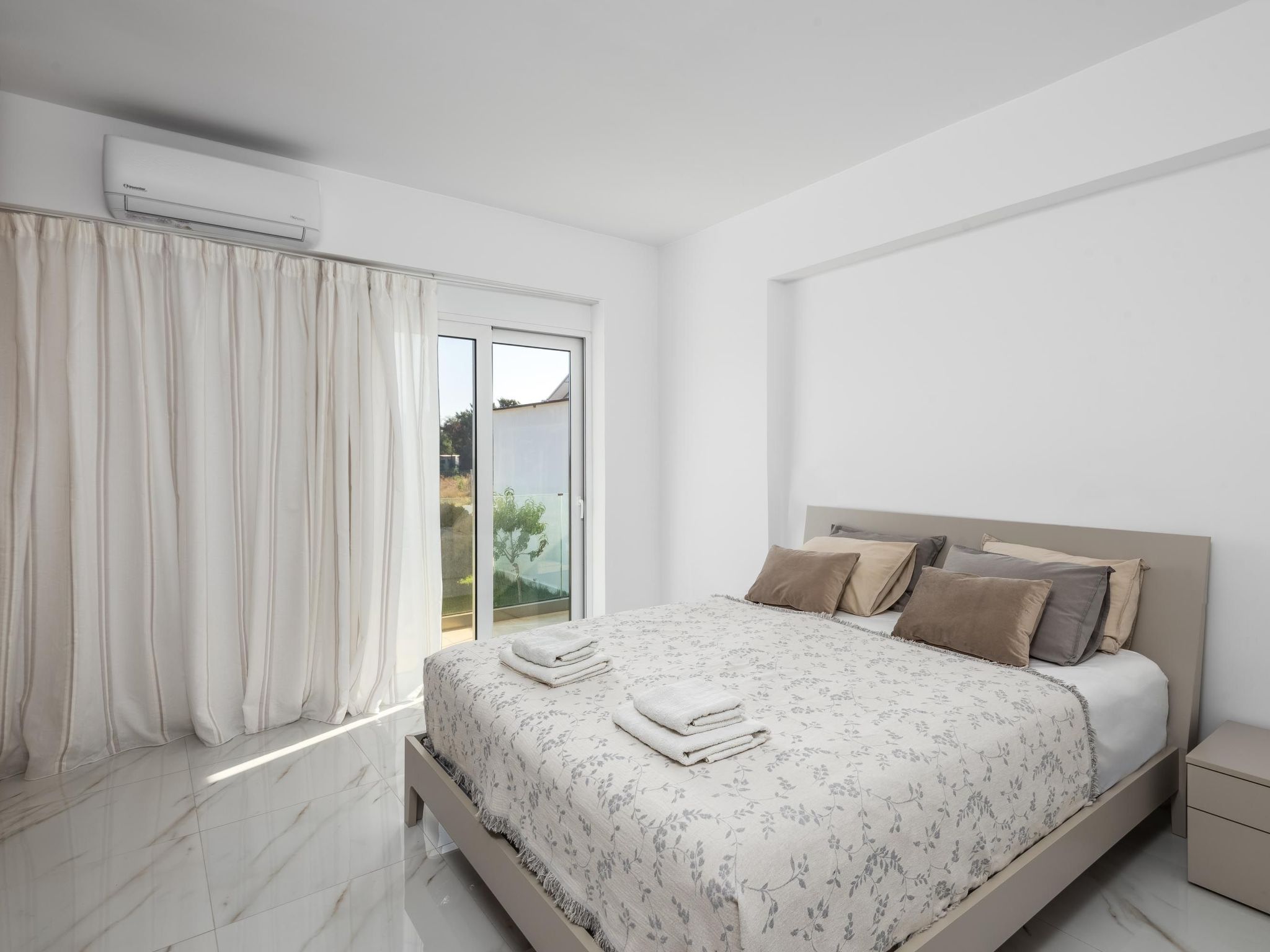 Strandvilla Viviane Paulos für 12 Personen-Image-tags.info