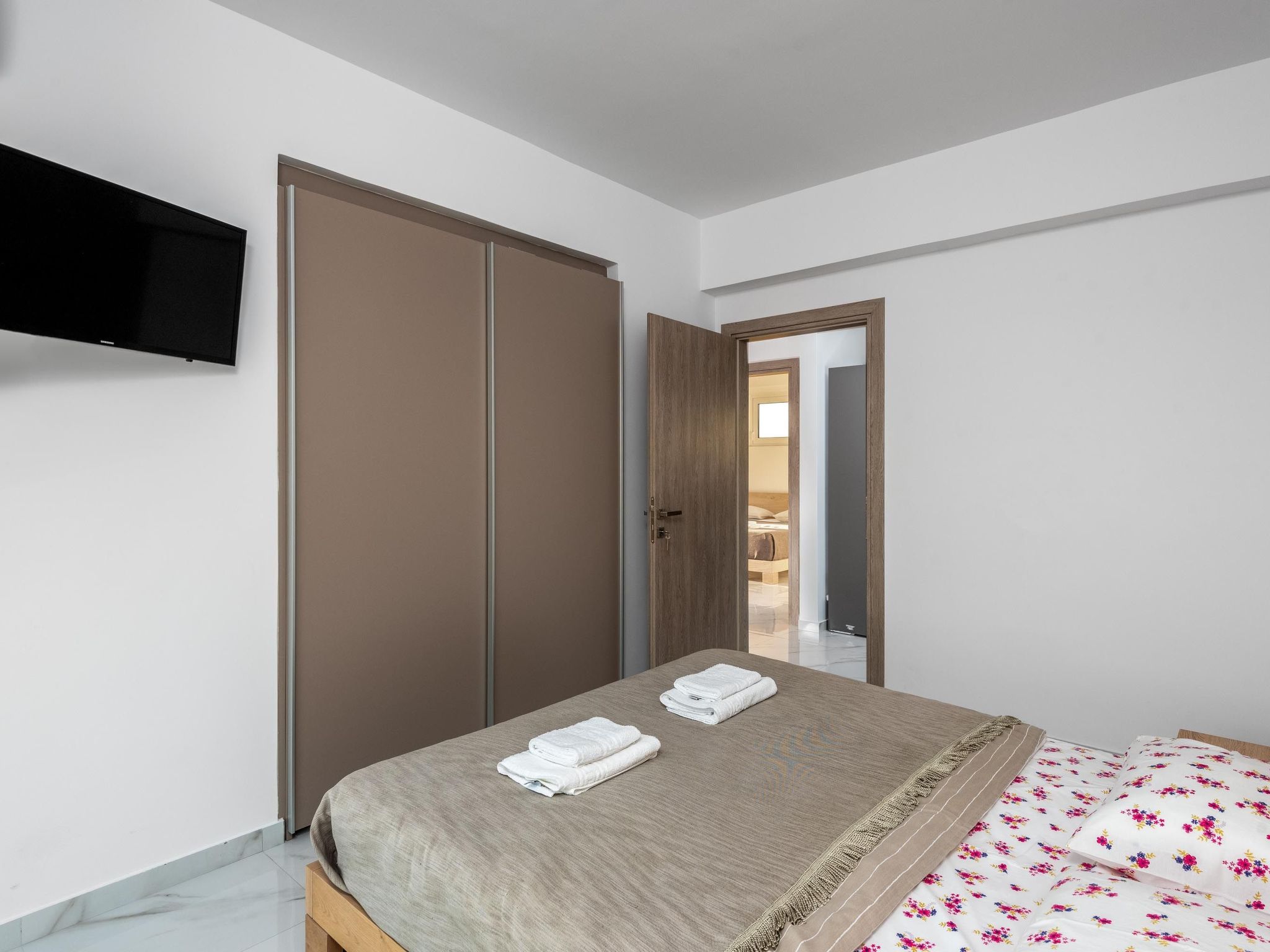 Photo of Strandvilla Viviane Paulos für 12 Personen