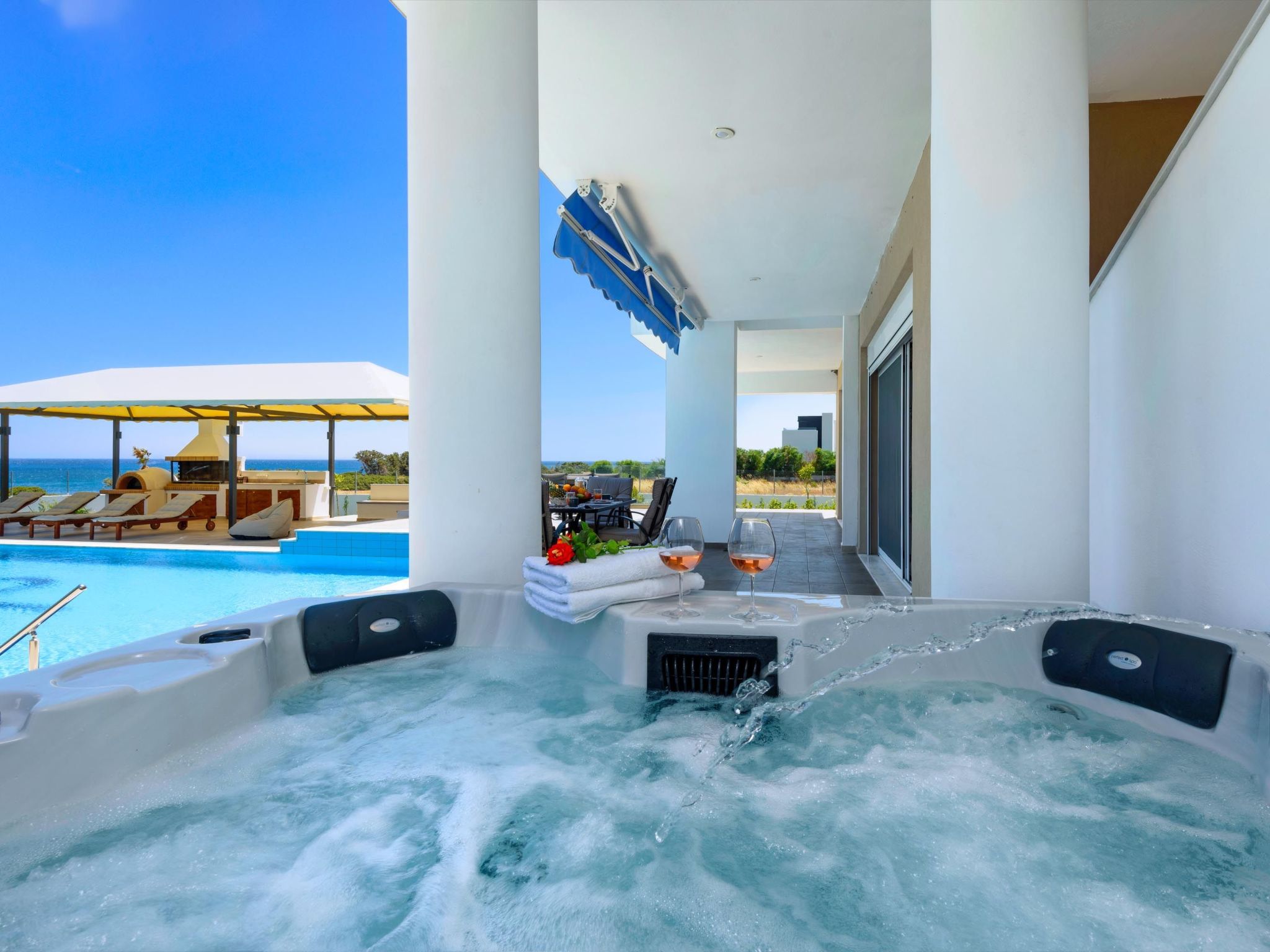 Photo of Strandvilla Viviane Paulos für 12 Personen