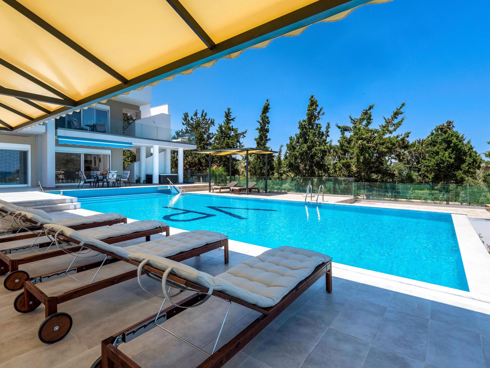 Photo of Strandvilla Viviane Paulos für 12 Personen