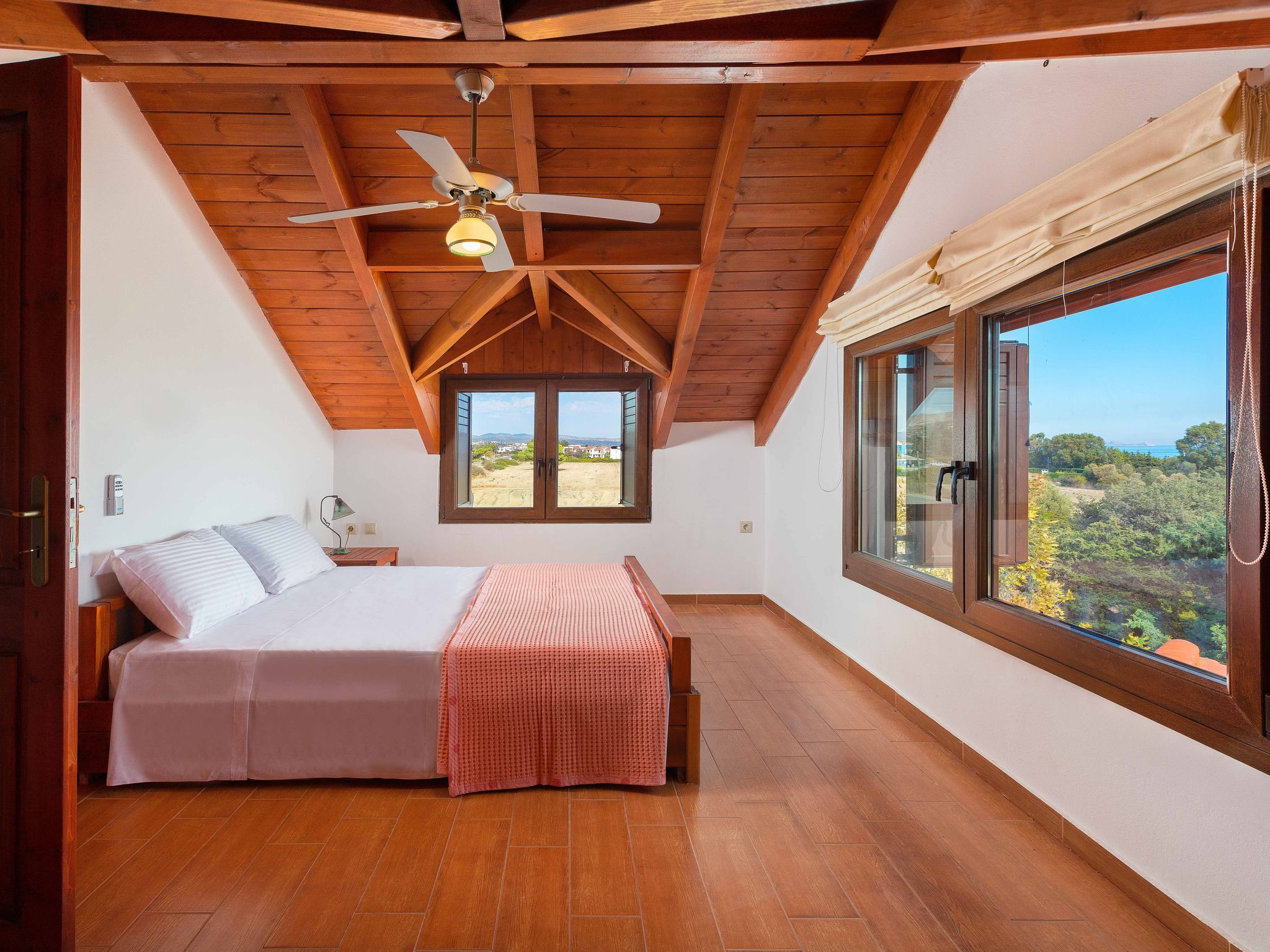 Photo of in Notia Rodos mit privatem Garten