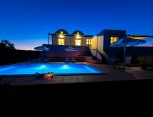Villa Orianna Meerblick: Luxe Vrijstaande Villa met Privézwembad vlakbij Zee in Gennadi - thumbnail 3