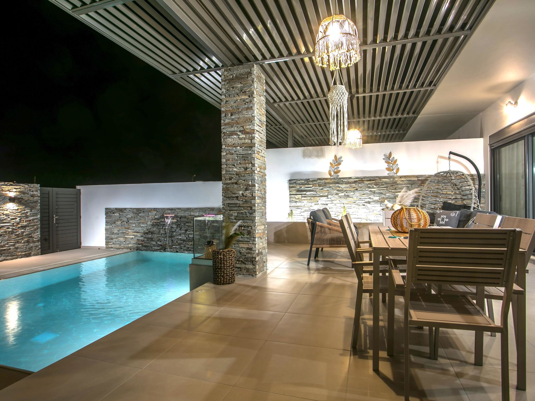 Kiki Luxus-Villa-Binnen