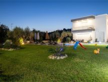 Ferienvilla Mika mit privatem Pool