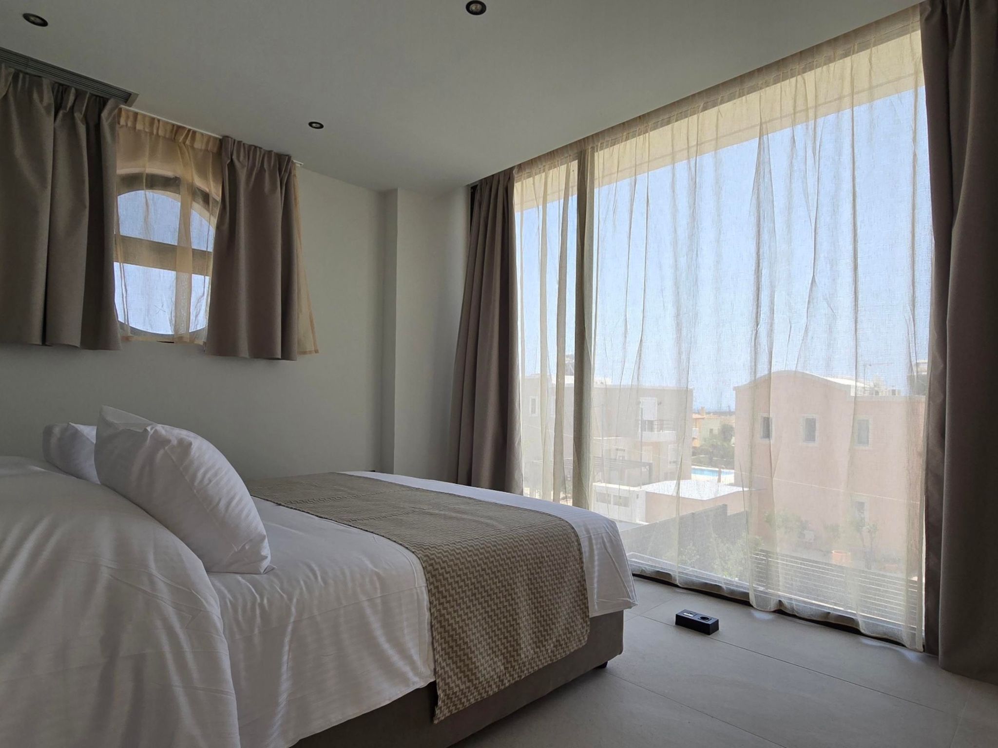 Trapezia Luxury Living - Diamond-Dedans