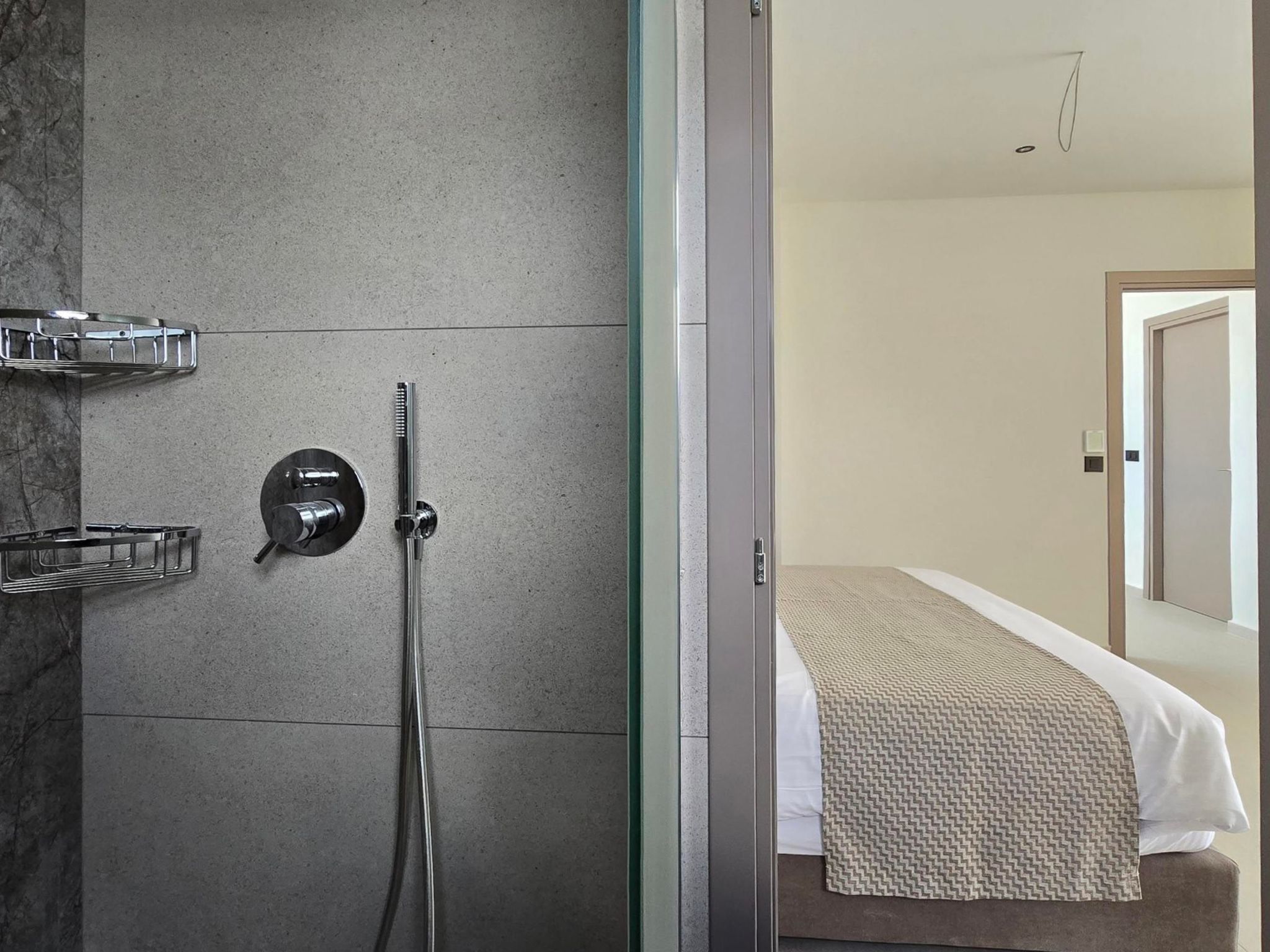 Trapezia Luxury Living - Diamond-Dedans