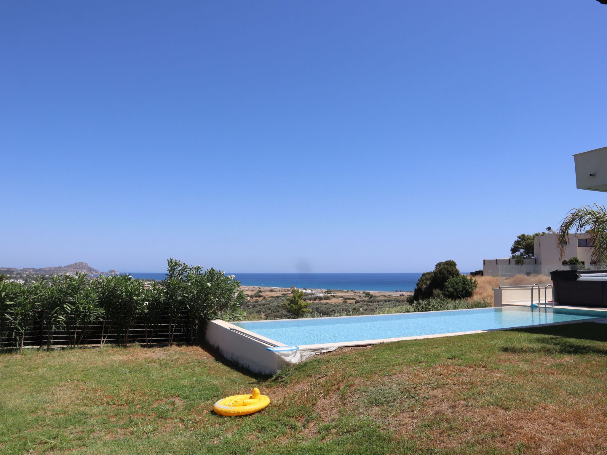 Trapezia Luxury Living - Spinell-Wohnung-Buiten