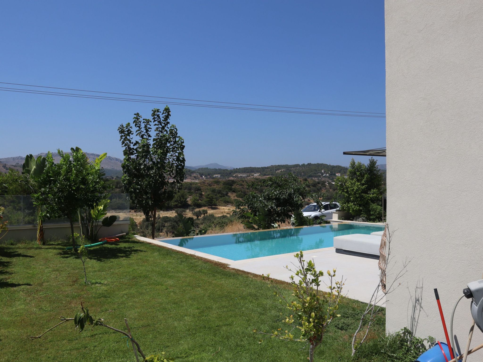 Trapezia Luxury Living -Garnet-Image-tags.info