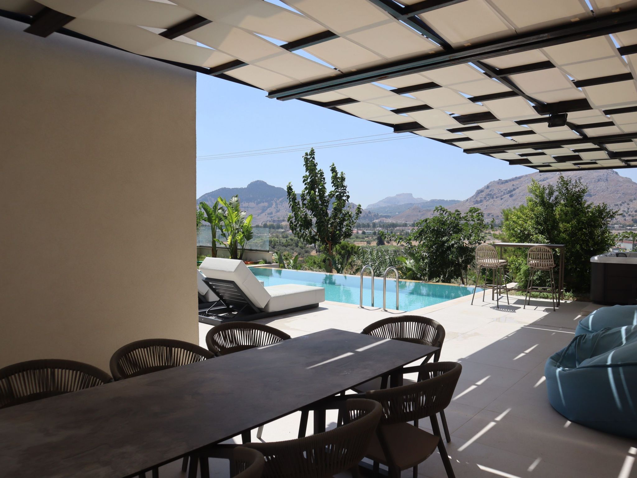 Trapezia Luxury Living -Garnet-Image-tags.info