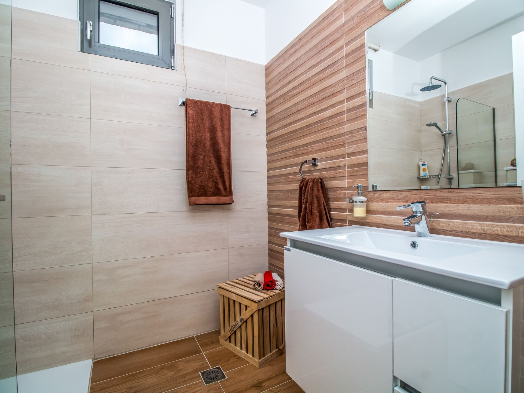 Luxuriöse Ferienvilla Francis-Dedans