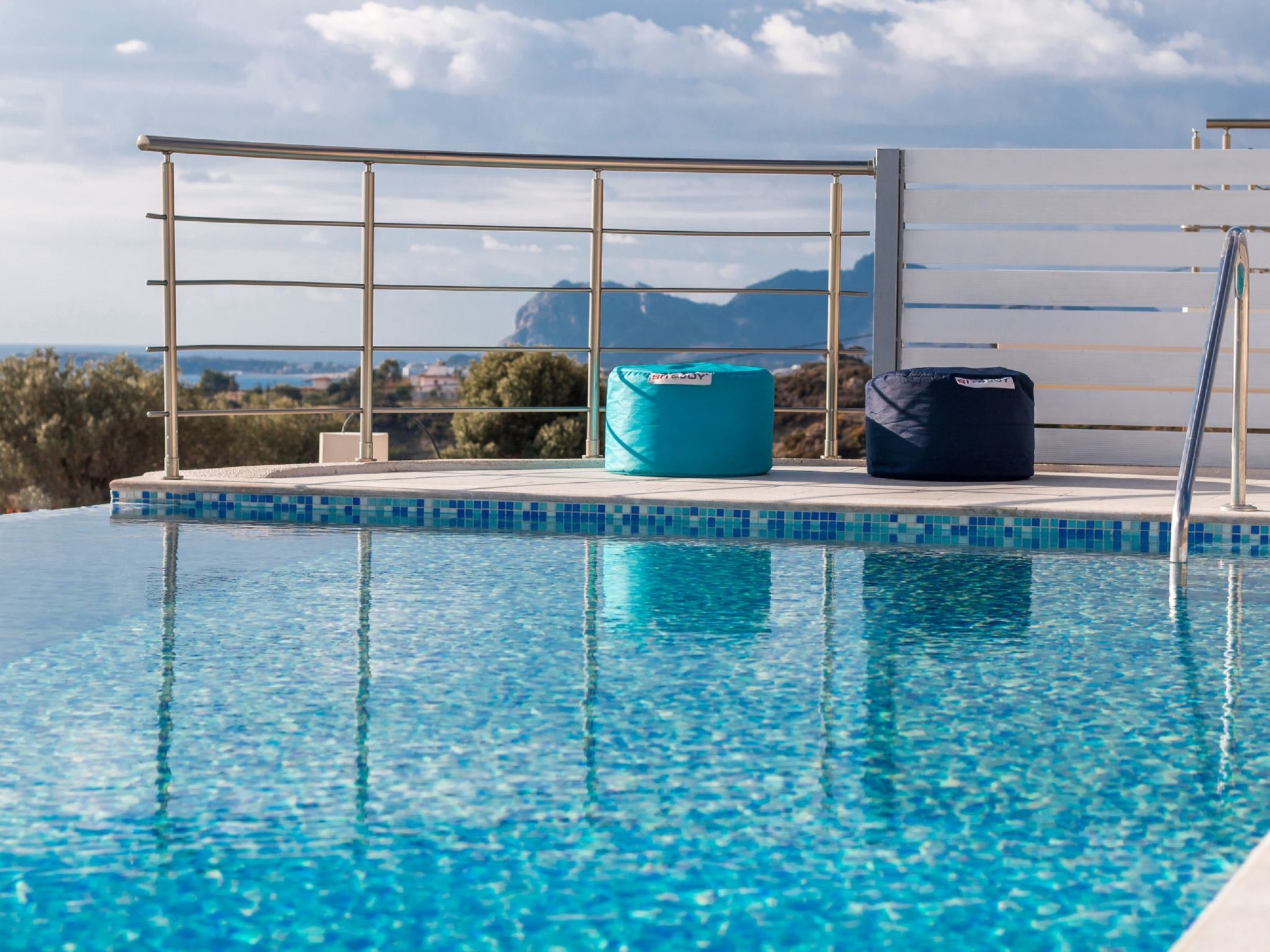 Luxuriöse Ferienvilla Francis-Image-tags.info