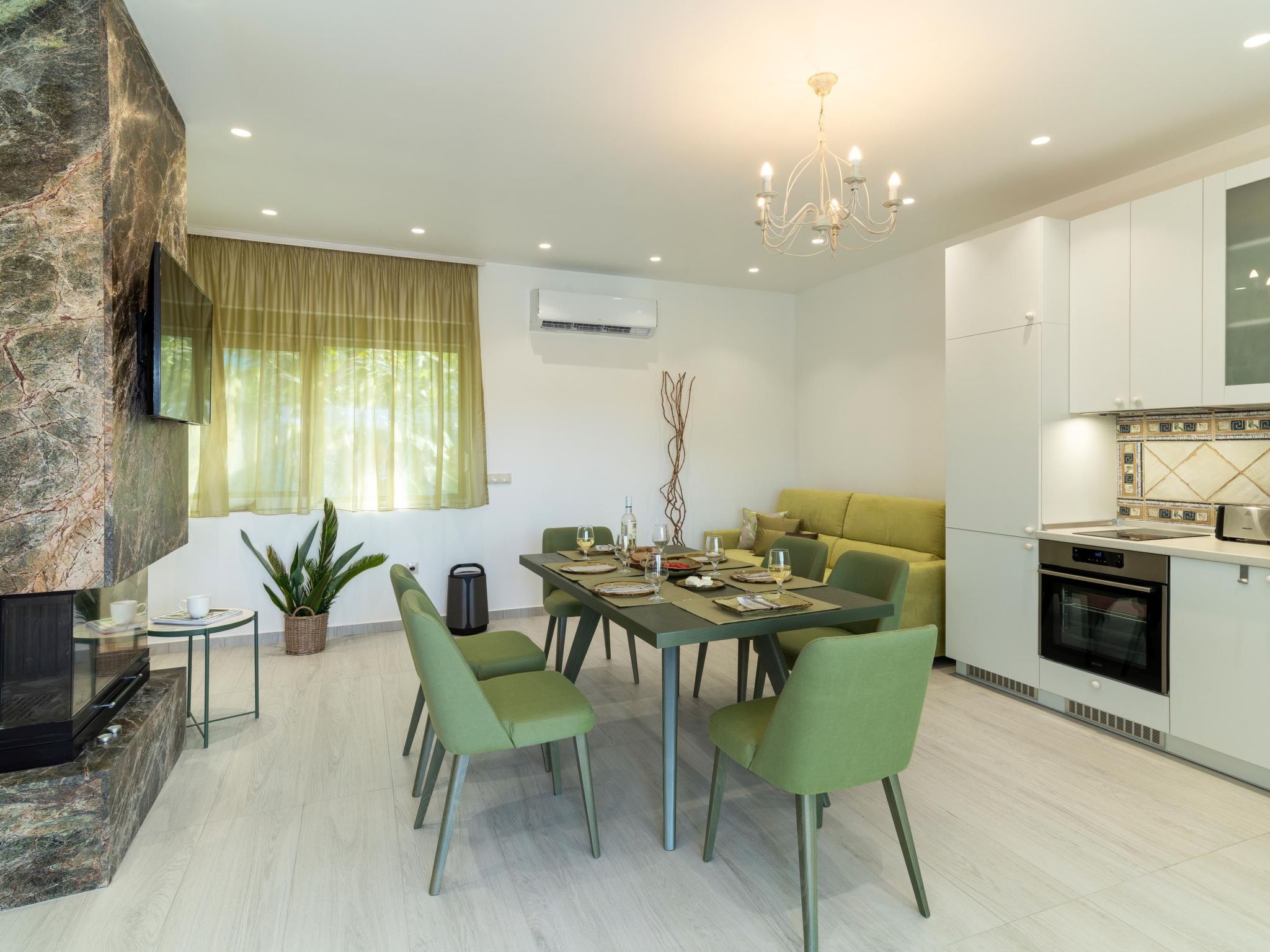 Klimatisierte Villa Elia-Dedans