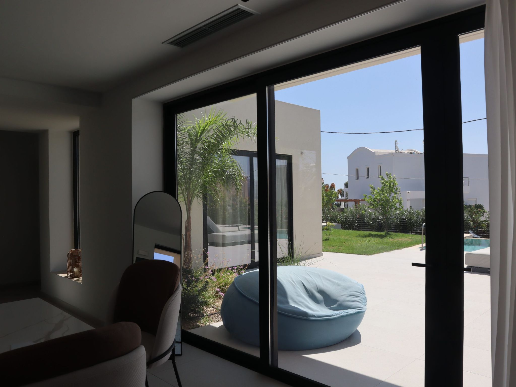 Trapezia Luxury Living - Mondstein-Image-tags.info