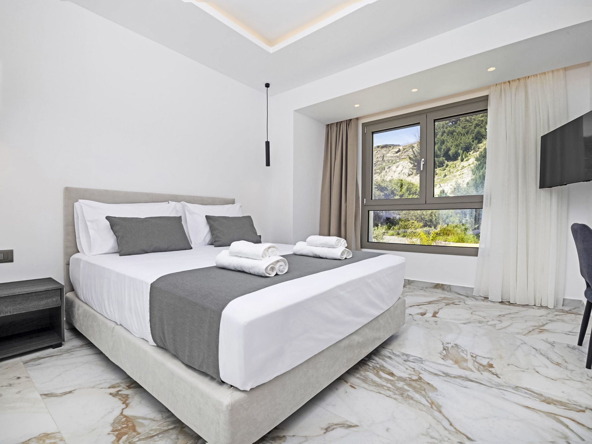 Ferienvilla "Arfna Villa B" mit privatem Pool