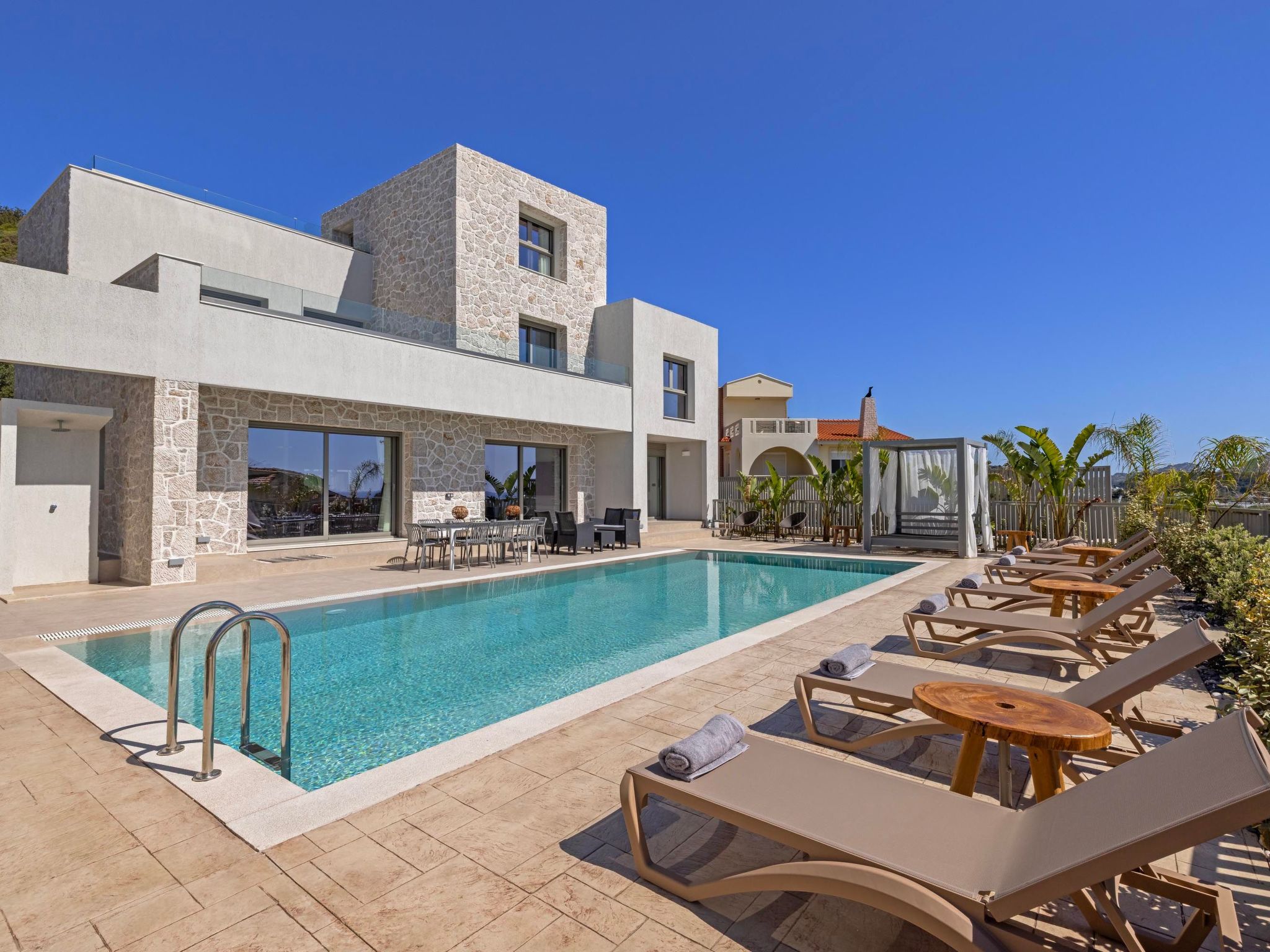 Ferienvilla 'Arfna Villa B' mit privatem Pool