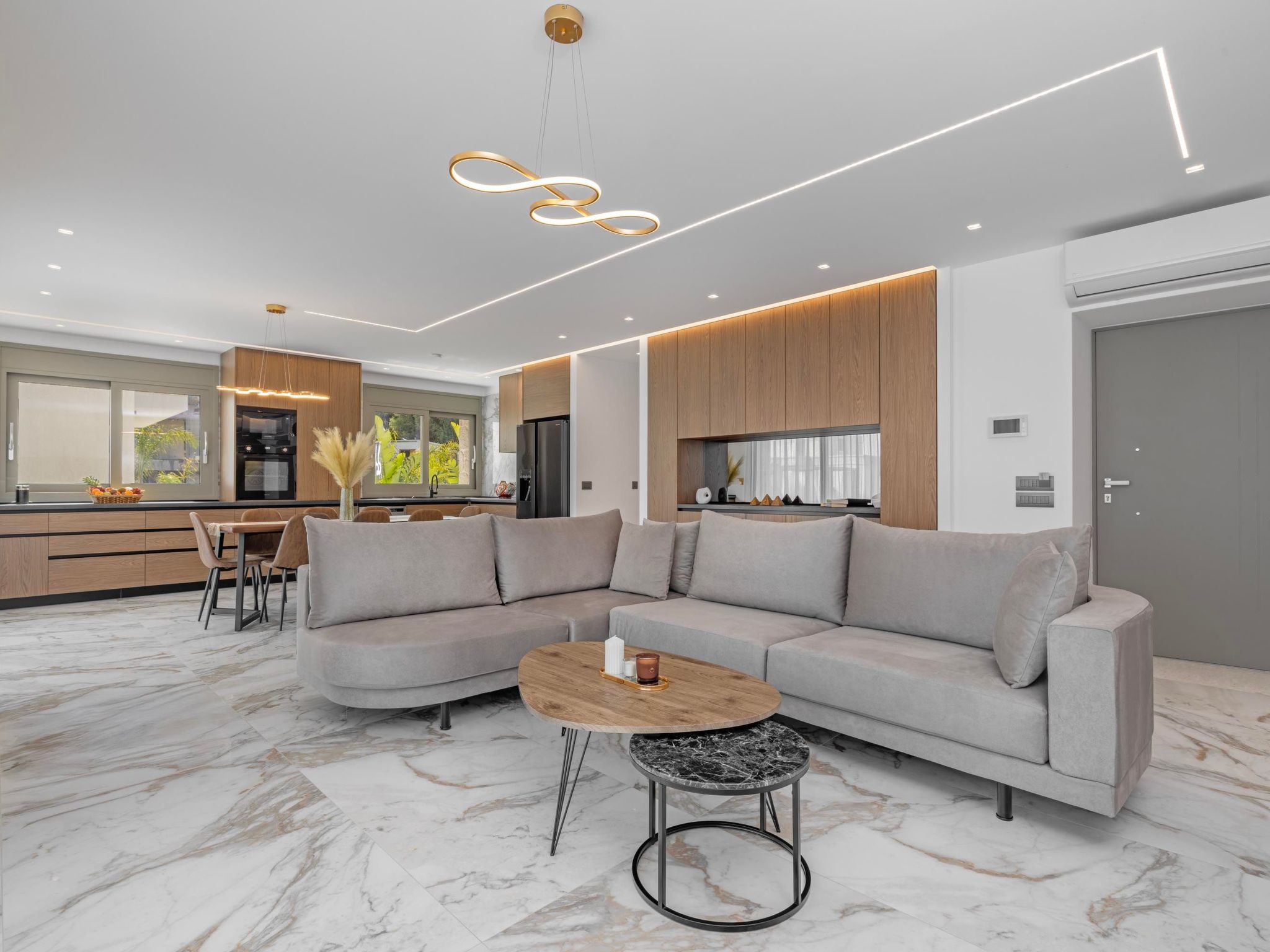 Ferienvilla "Arfna Villa B" mit privatem Pool-Image-tags.info