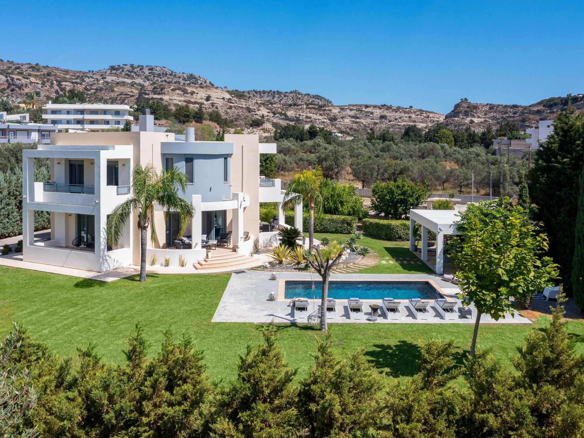 Villa Rapha Maris mit Pool für 10 Personen-Dehors