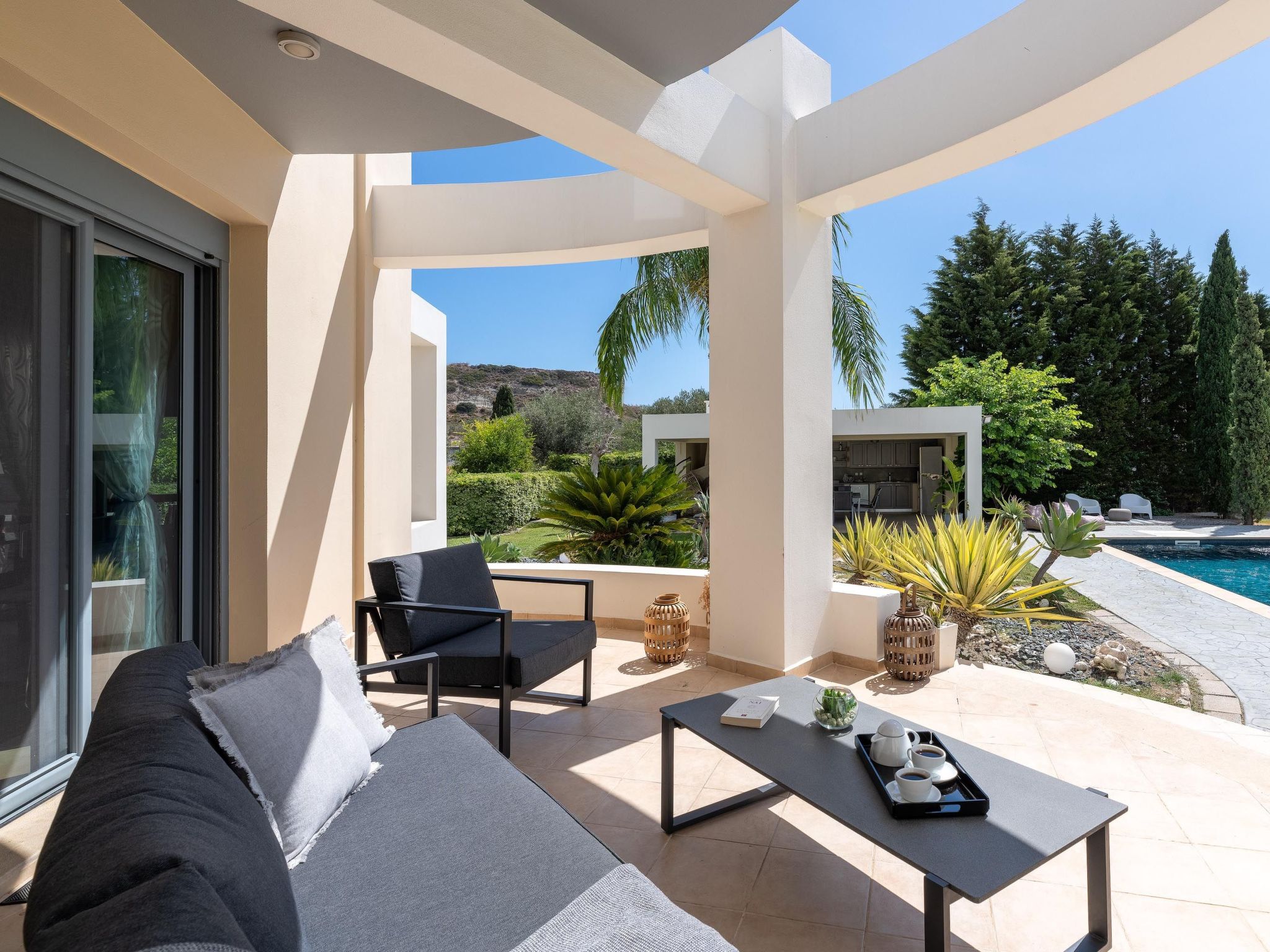 Villa Rapha Maris mit Pool für 10 Personen-Dehors