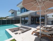 Rhodes Stars Stellar Villas-Lyra