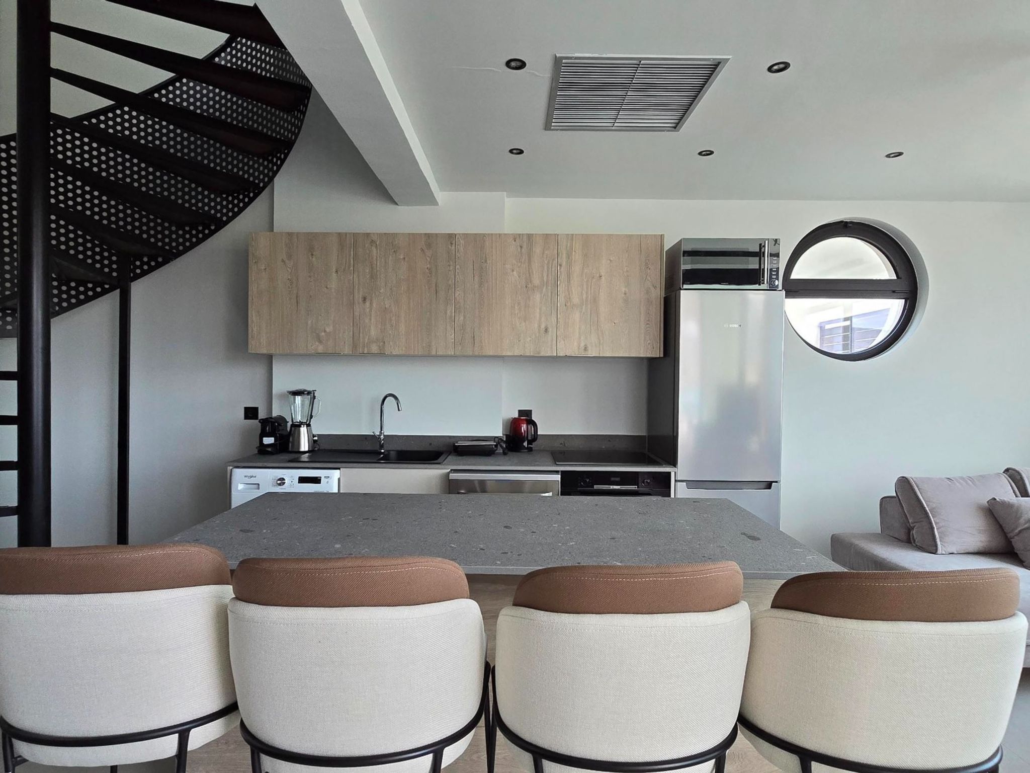 Trapezia Luxury Living -Zitrin-Dedans