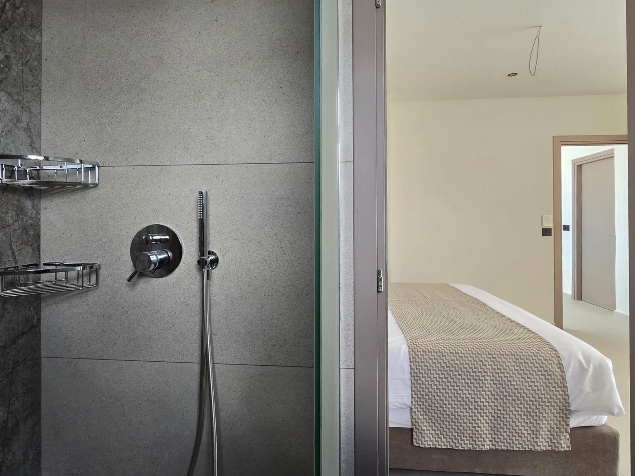 Trapezia Luxury Living -Zitrin-Image-tags.info