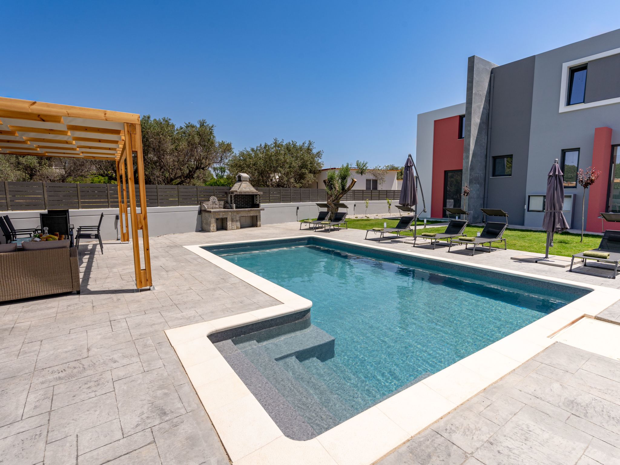 Ferienvilla "Villa Pasadra" mit eigenem Pool