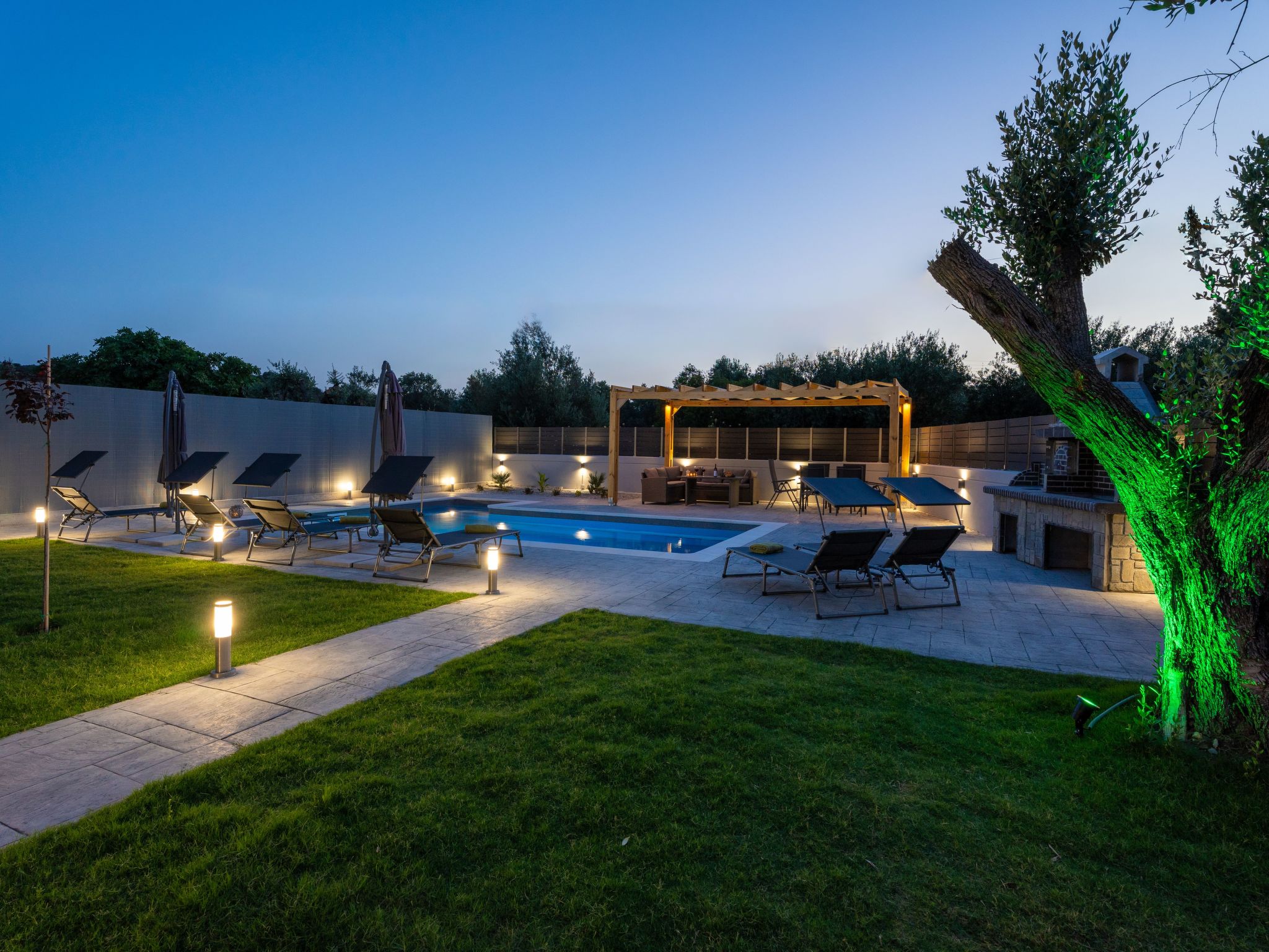 Ferienvilla "Villa Pasadra" mit eigenem Pool - Image-tags.info