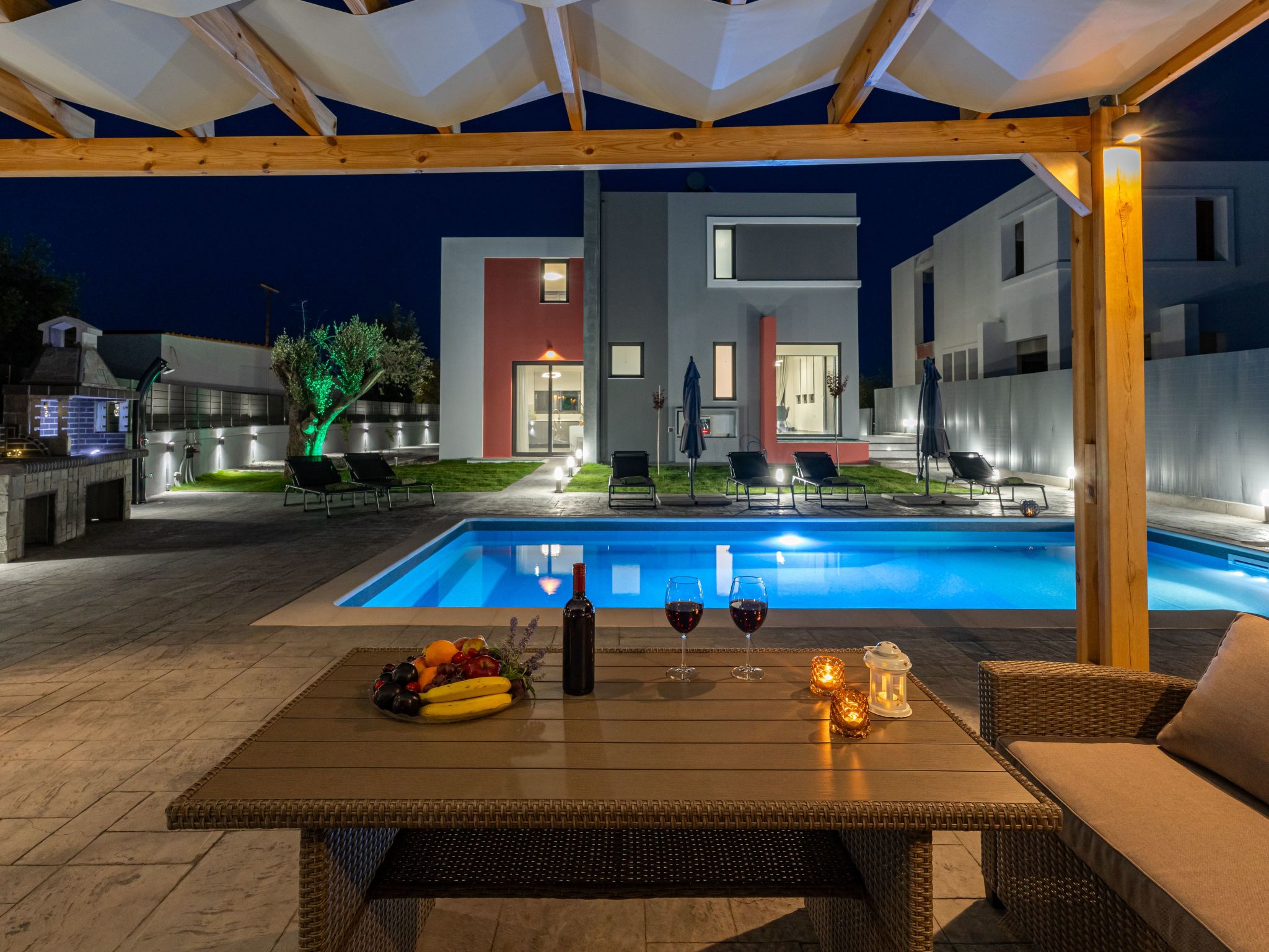 Ferienvilla "Villa Pasadra" mit eigenem Pool - Image-tags.info