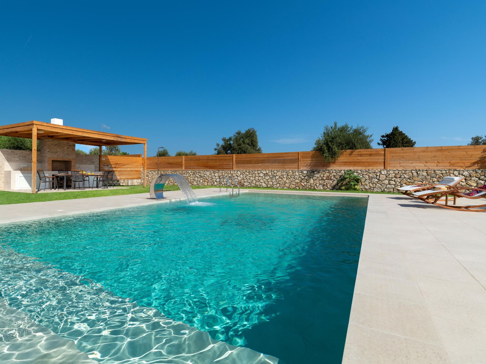 Ferienvilla Petra in Kolympia Village-Binnen