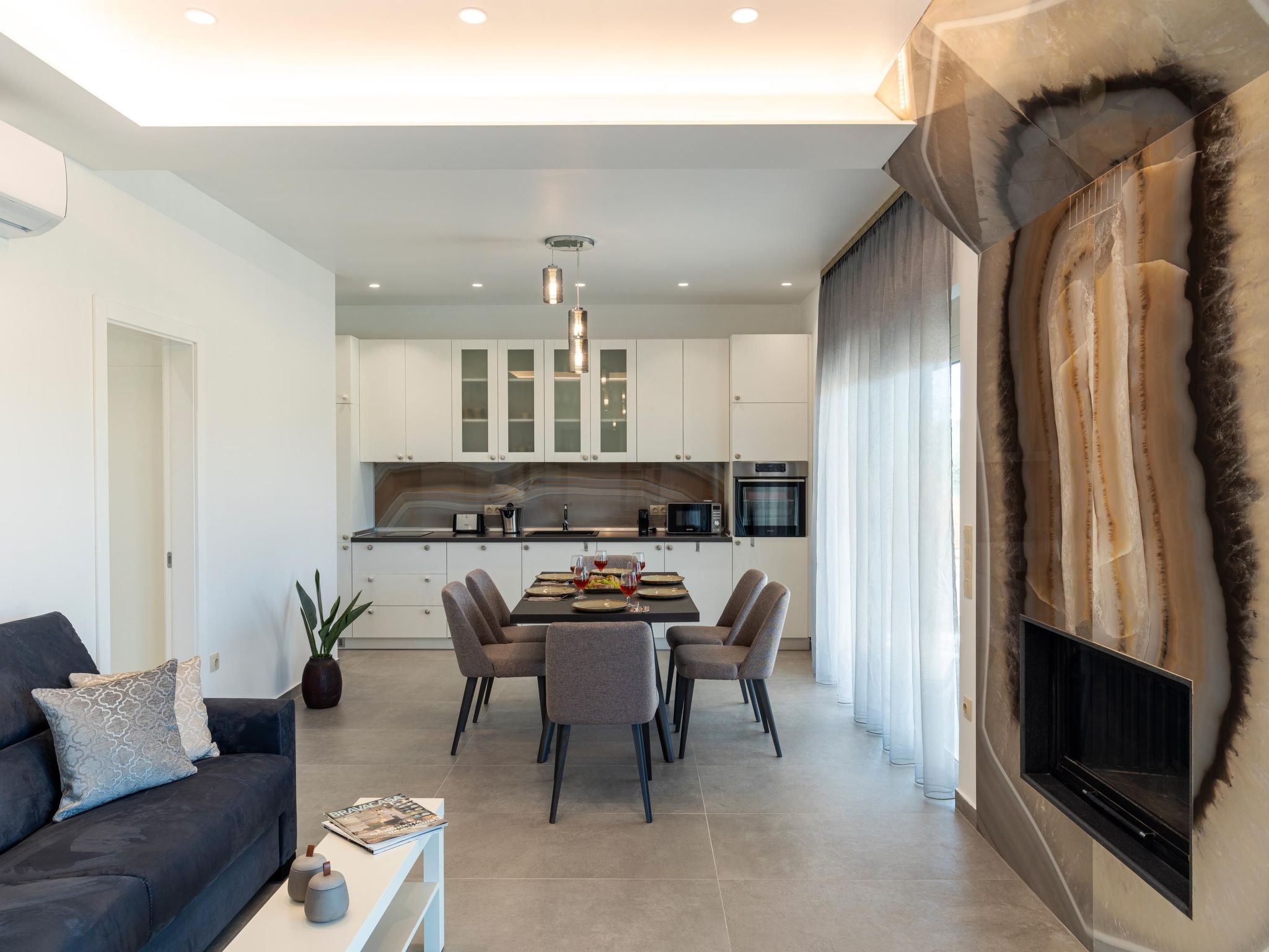 Ferienvilla Petra in Kolympia Village-Binnen