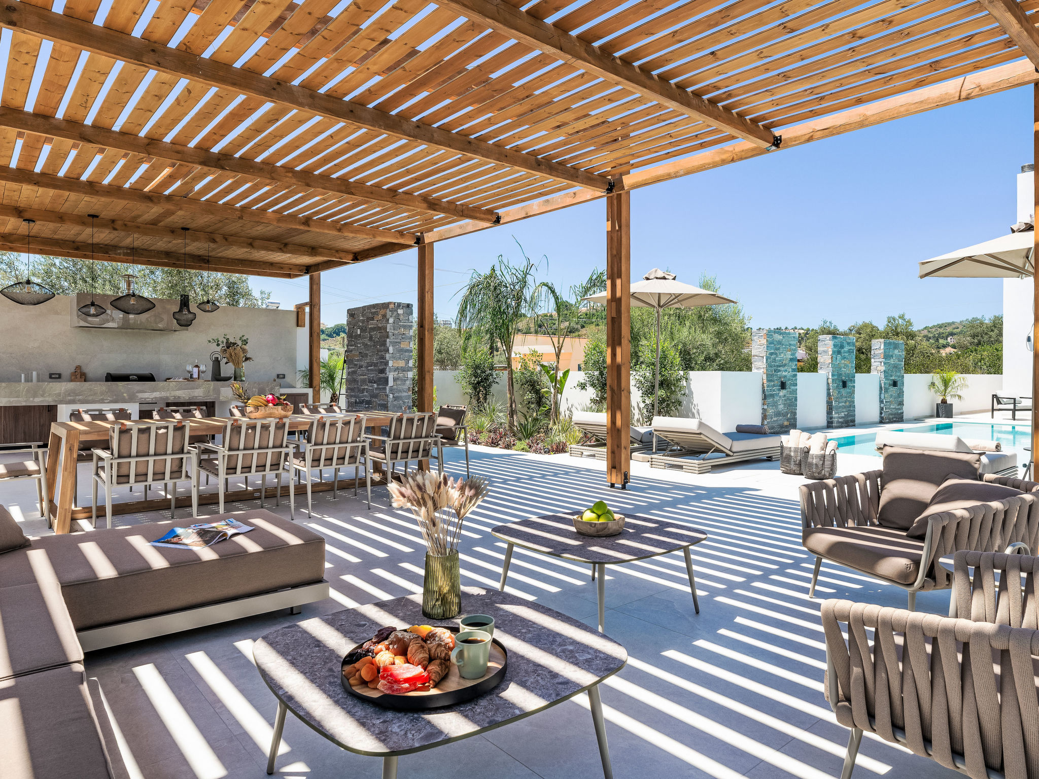 Lanik Luxury Pool - Buiten