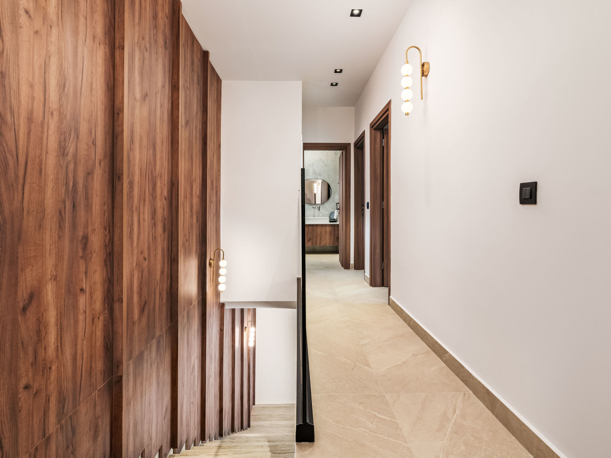Lanik Luxury Pool - Binnen