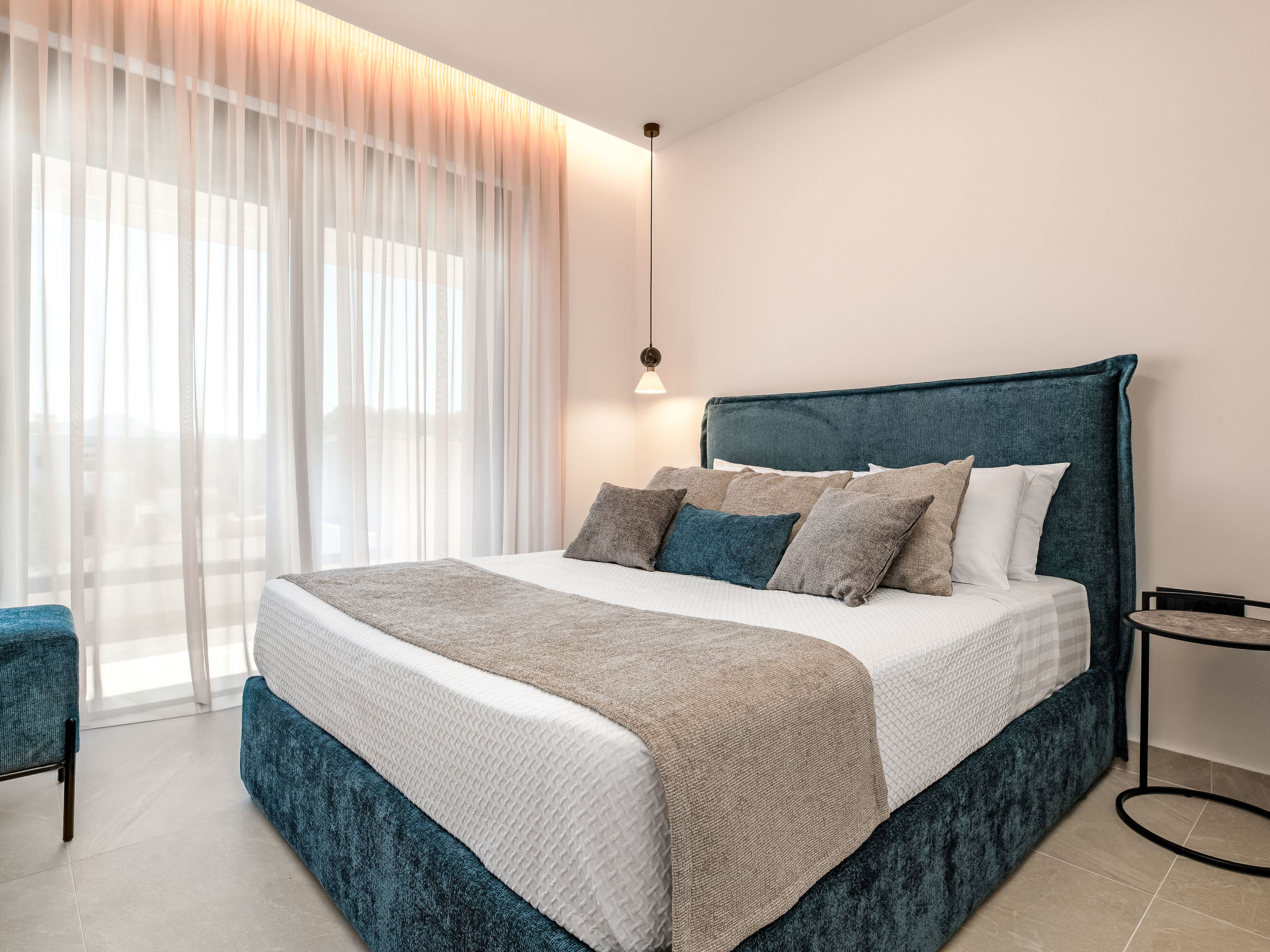 Lanik Luxury Pool - Binnen