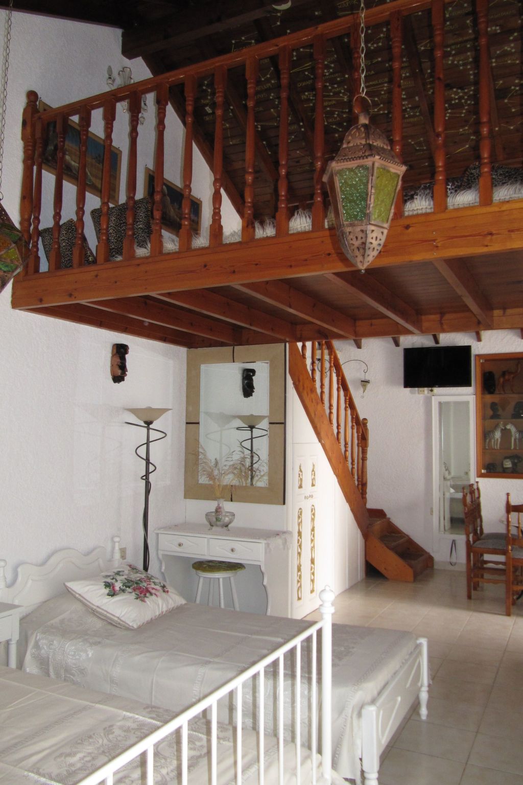 Unknown Accommodation-Binnen