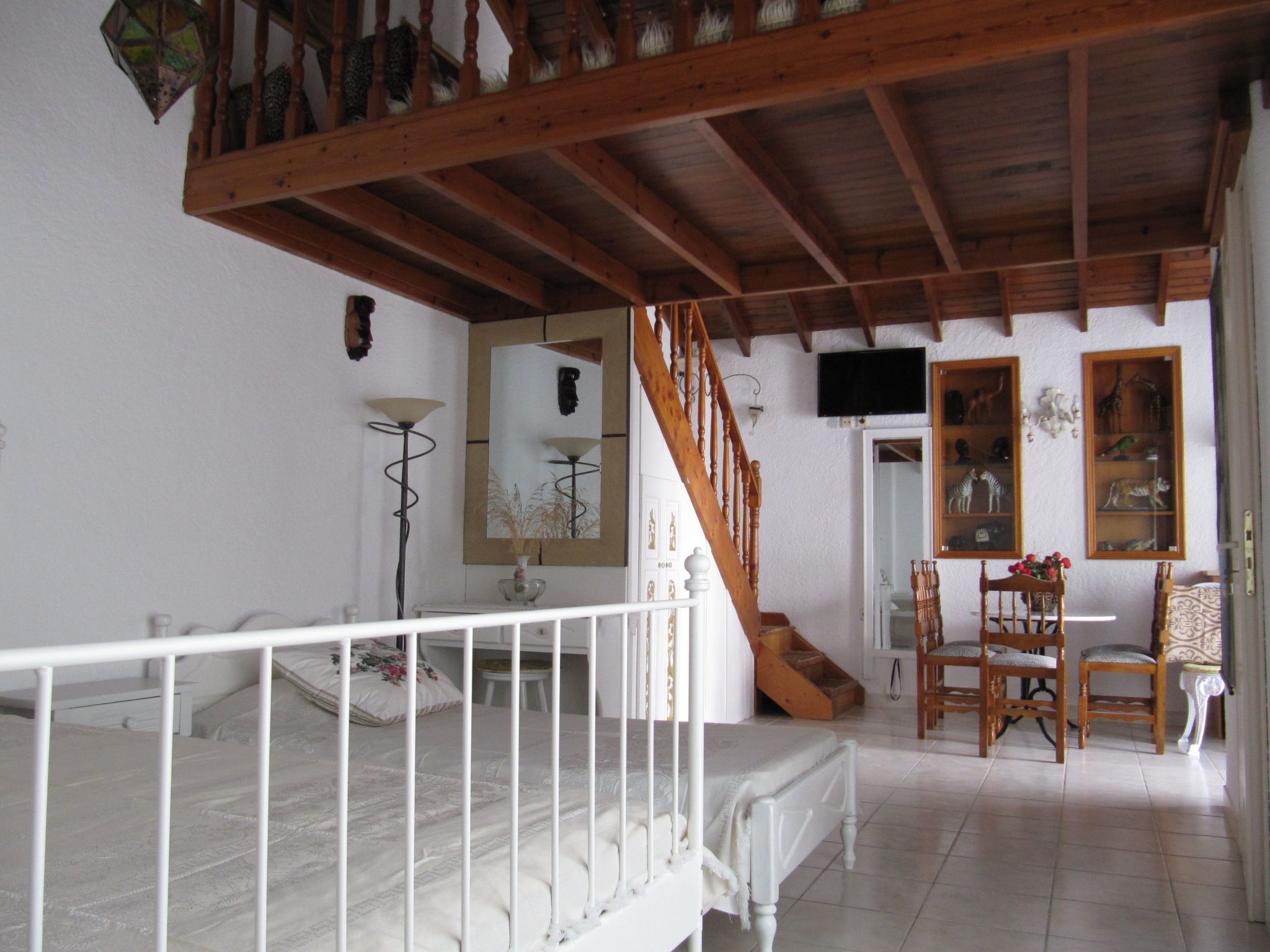 Unknown Accommodation-Binnen