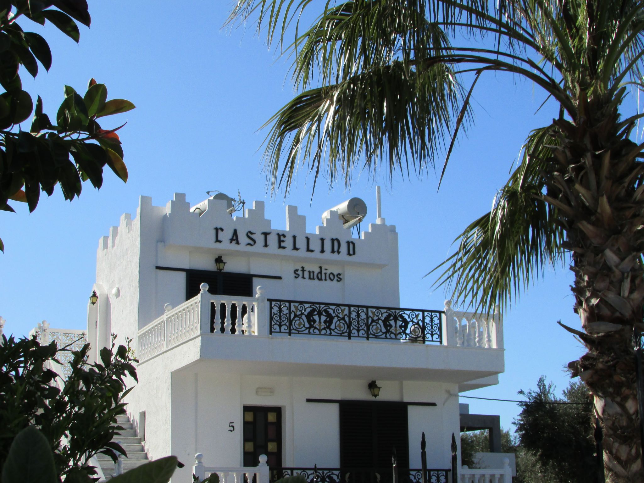 Castellino Dreifach-Studio