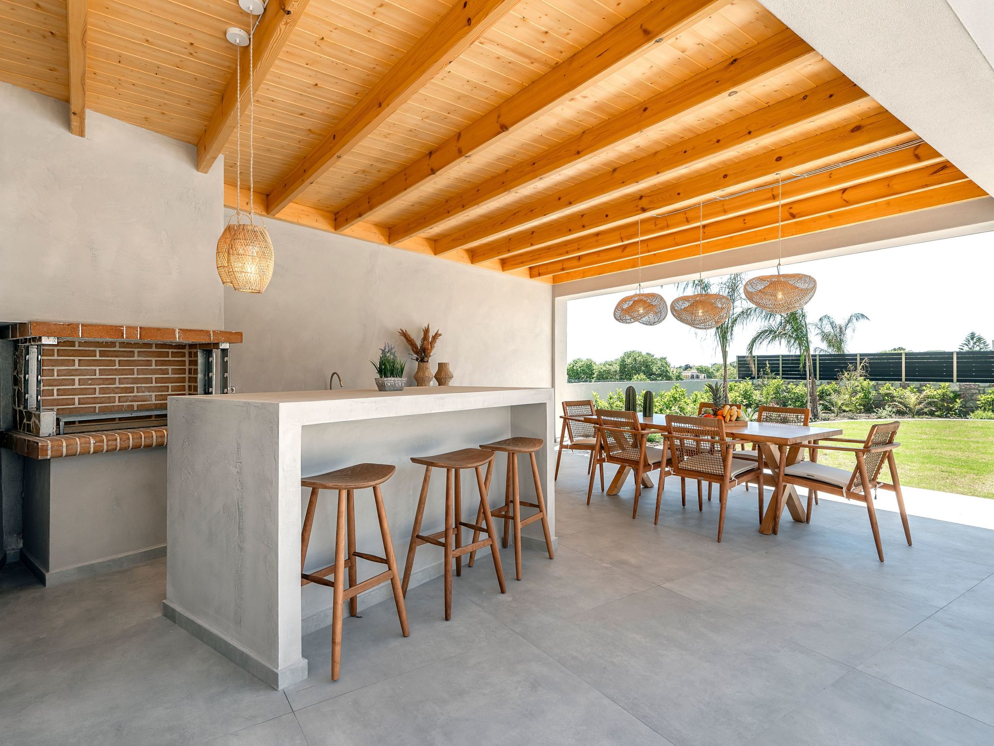 Emerald Estate-Drinnen