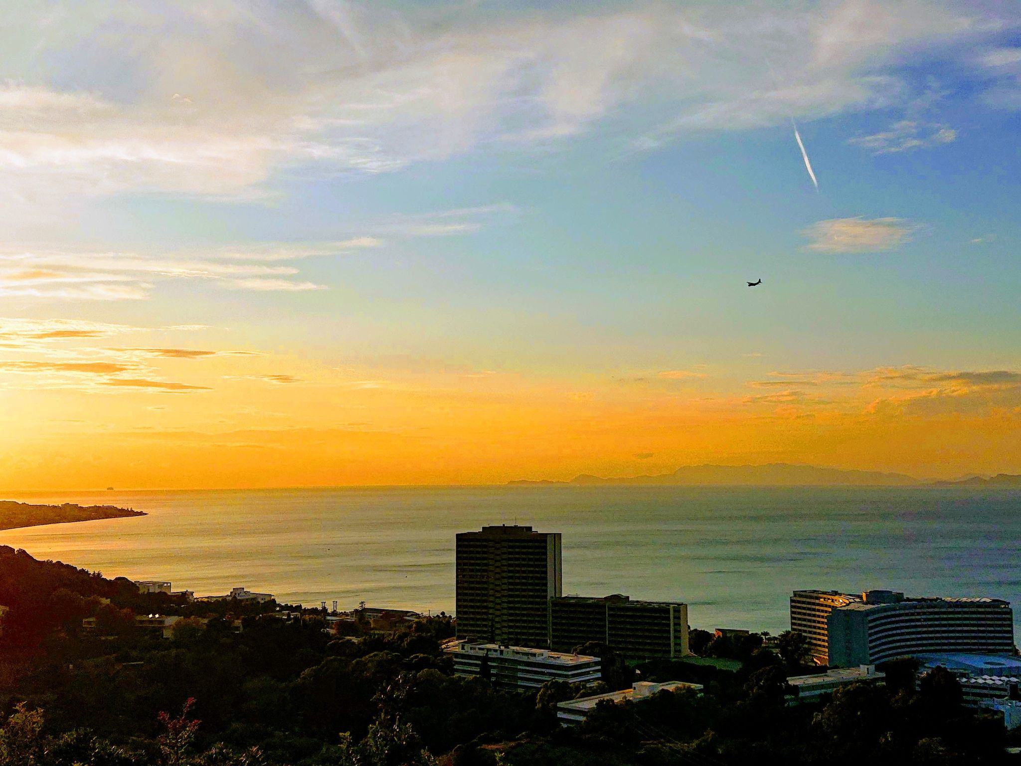 Rhodes Skyline Suites-Image-tags.info